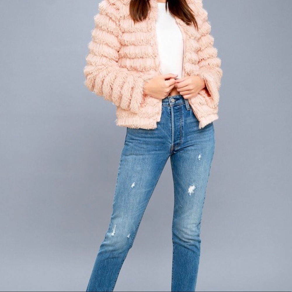 🔥LAST ONE SALE🔥 Light Pink Faux Fur Coat - Picture 5 of 7